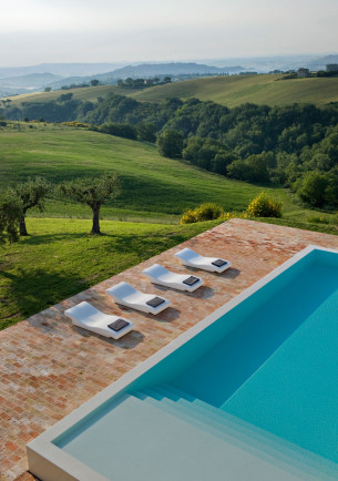 Tuscany Villa Outdoor Swimming Pool