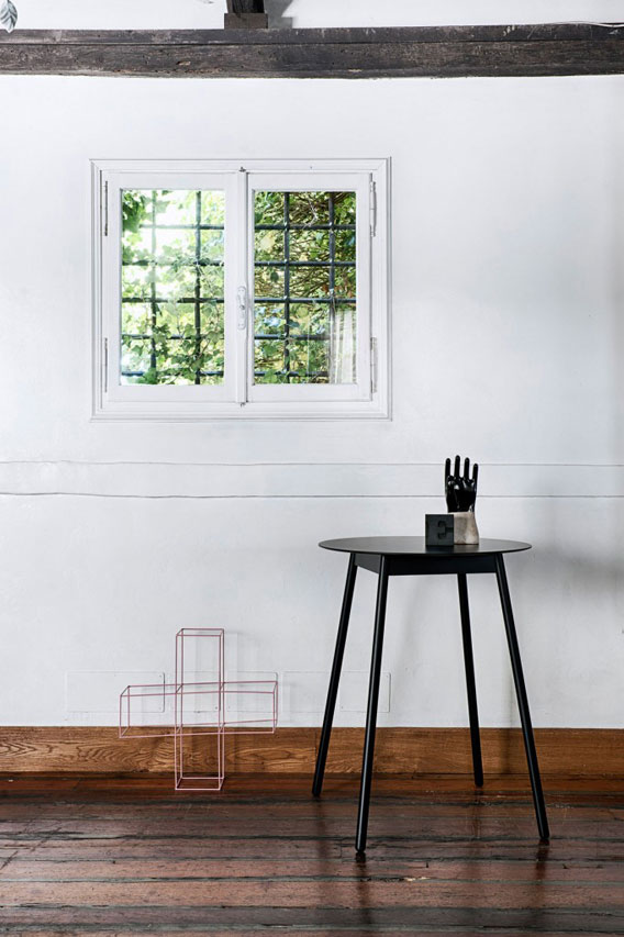 House-2013-Catalogue-Photograhy-by-BCN_table_Bistrot-