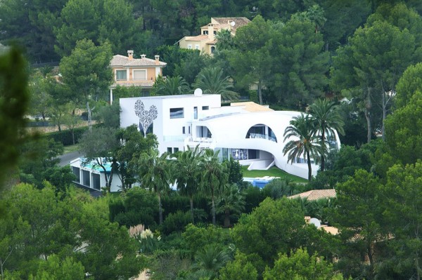 Casa Son Vida Luxury Villa idea+sgn in Spain by Marcel Wanders and tecARCHITECTURE