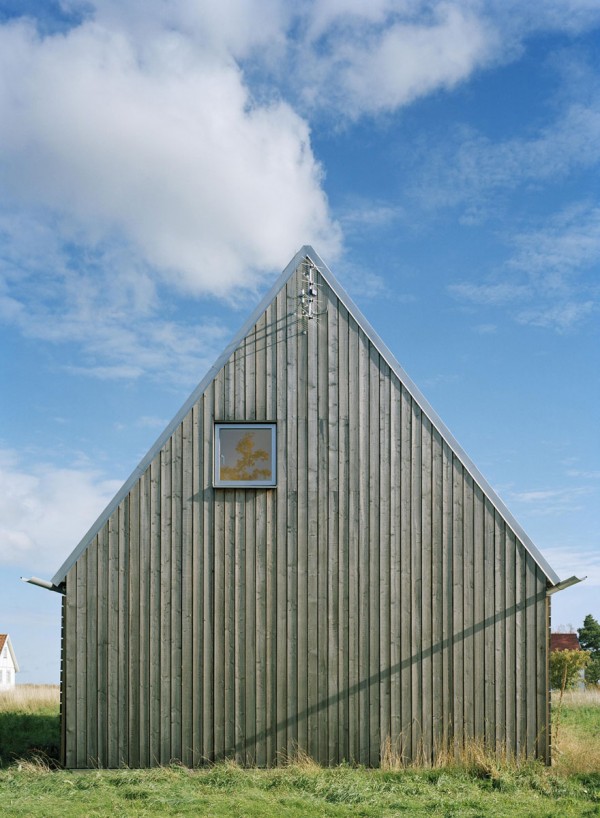 Summerhouse in Stora Gasmora Sweden Wood House idea+sgn by LLP Arkitektkontor 7
