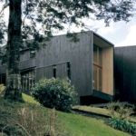 House on Lake Rupanco by Beals + Lyon Architects