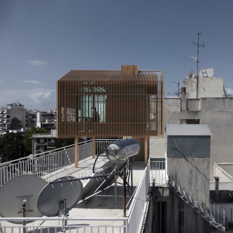 Athens rooftop Hut by deltArCHI ideasgn