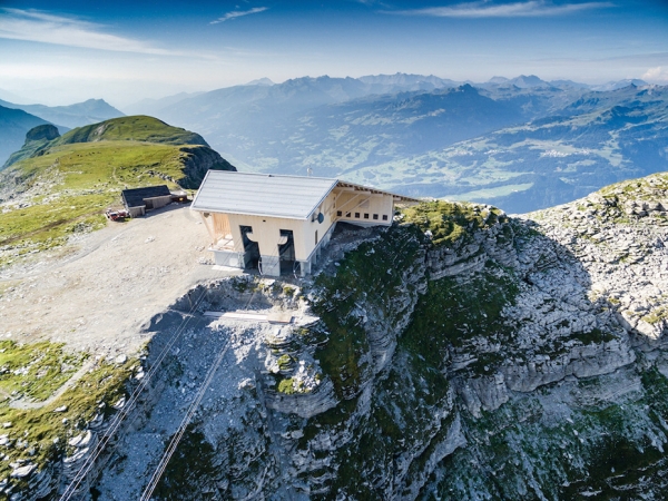 Summit Restaurant in Switzerland by Herzog de Meuron 4
